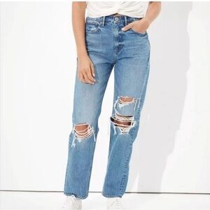 AE Women’s 90’s Boyfriend Jeans